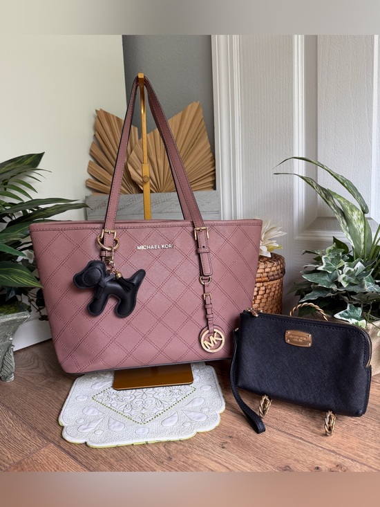 Michael Kors Handbags - Michael Kors Jet Set Travel Dusty Rose Leather Shoulder Bag & Wallet Bundle